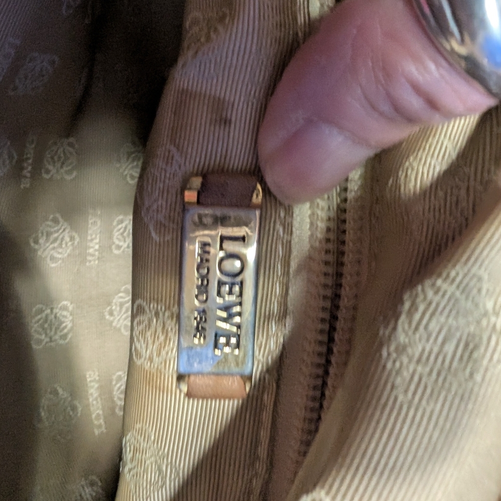 Loewe Anagram Tan Leather Tote Bag - Picture 9 of 16